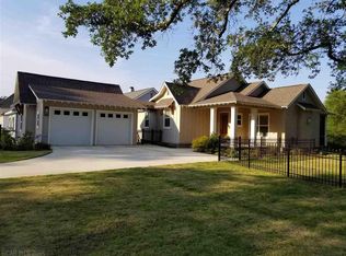 382 Fruit Tree Ln, Fairhope, AL 36532
