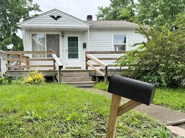 77 E Ypsilanti Ave, Pontiac, MI 48340