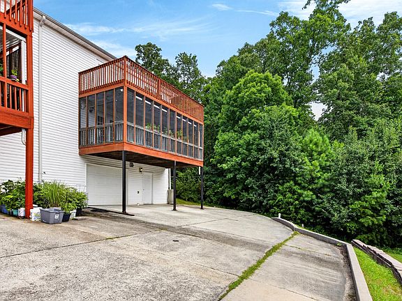 3rd image of 2448 Executive Park NW
