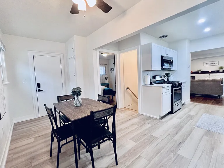 217 W Carlisle Ave — Photo 12