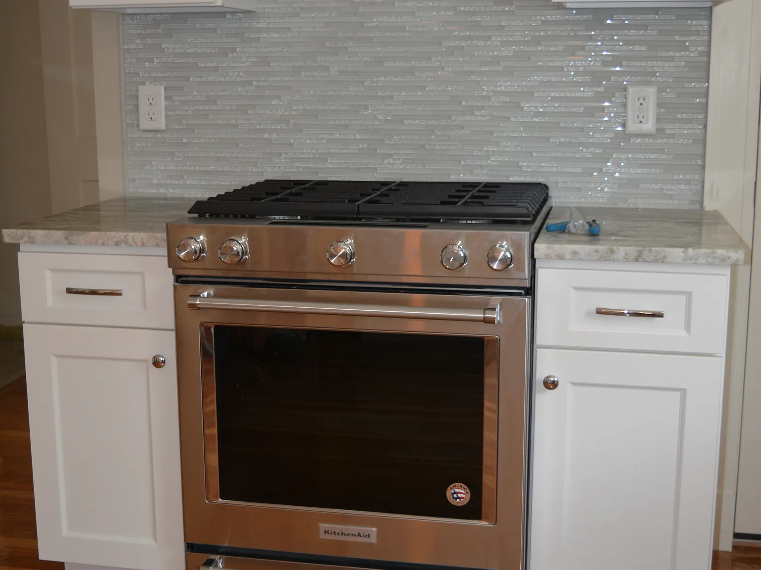 5 bed, 2300 sqft, $4,600 — Photo 3