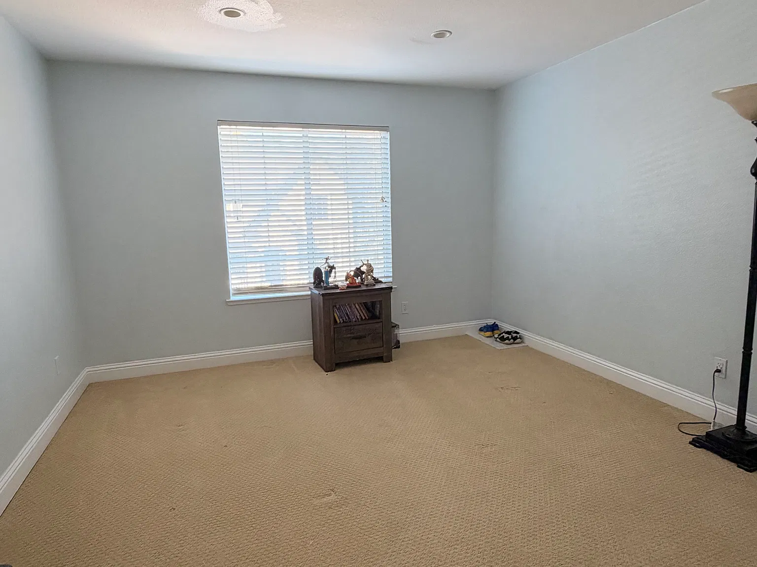 3 bed, 2154 sqft, $3,000 — Photo 2