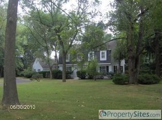 127 Tally Ho Dr, Chadds Ford, PA 19317