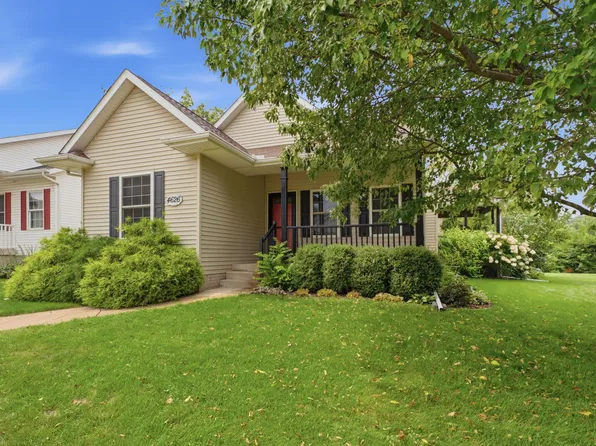 4626 Kelling St, Davenport, IA 52806