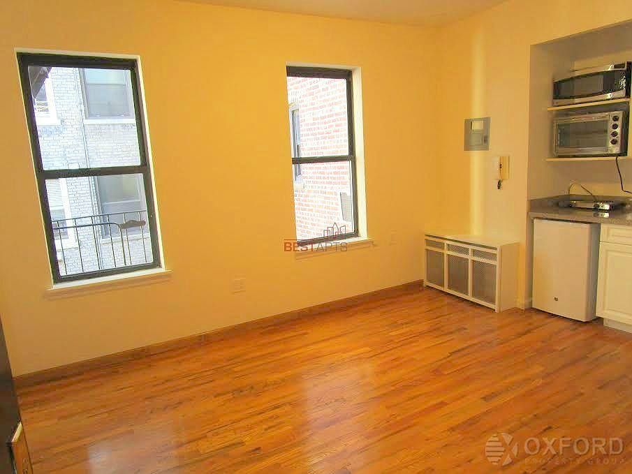 1st image of 75 E 7th St APT 2C