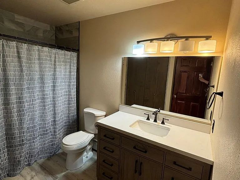 2812 Gillam Way — Photo 9