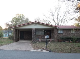 104 Stephens St, Morrilton, AR 72110