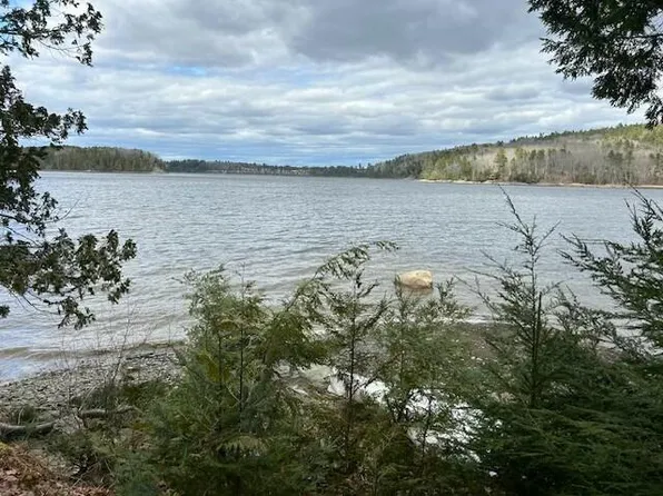 1445 N N Main Street, Winterport, ME 04496