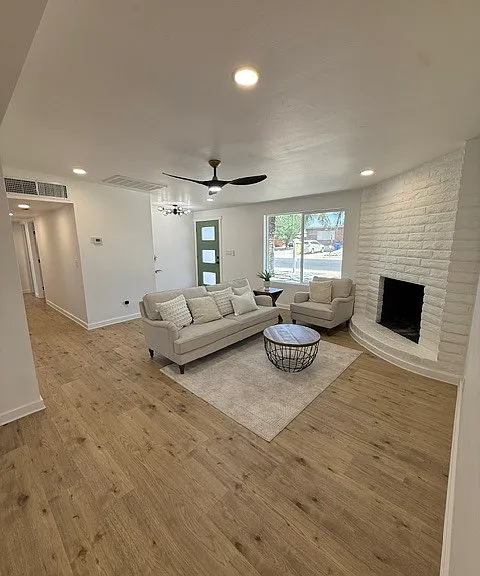 924 S Elmerita Ave — Photo 8