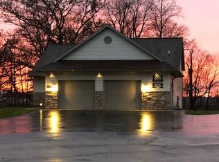 956 Saddle Rdg, Portage, WI 53901