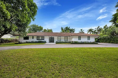 6860 SW 99th Ter Photo 1
