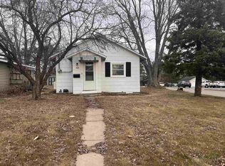 605 S Lake Ave, Phillips, WI 54555