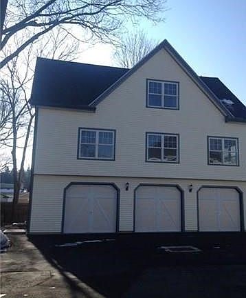 135 Gulf Street- Carriage House