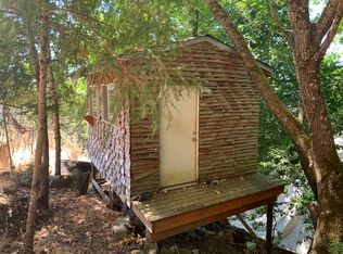 30 Hidden Ct, Garberville, CA 95542