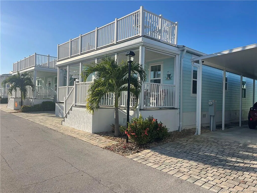 2 bed, 2.0 bath, 1200 sqft, $4,800 — Photo 3