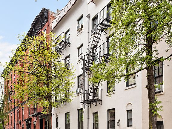 5th image of 118 Perry St APT J45