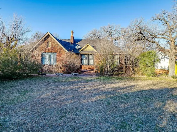 4721 Meadowbrook Dr, Fort Worth, TX 76103