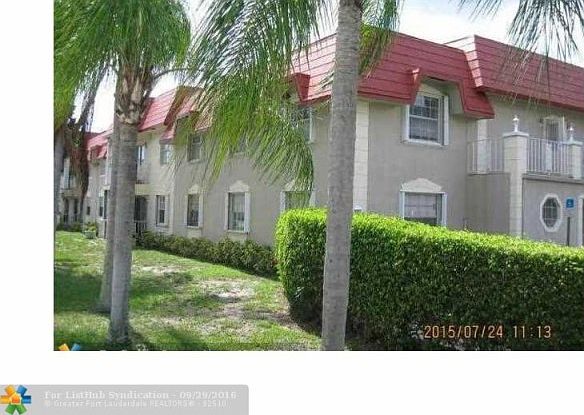 1st image of 501 SE 8th St APT 111