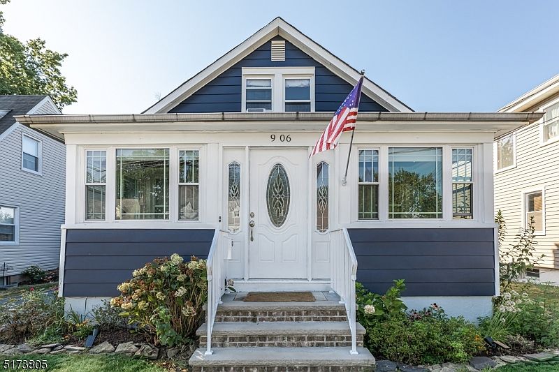 9 06 Henderson Blvd Fair Lawn Nj Mls Zillow