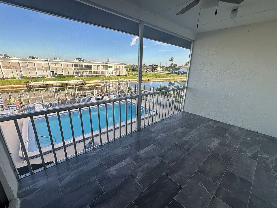 1st image of 4520 SE 6th Pl APT 2B
