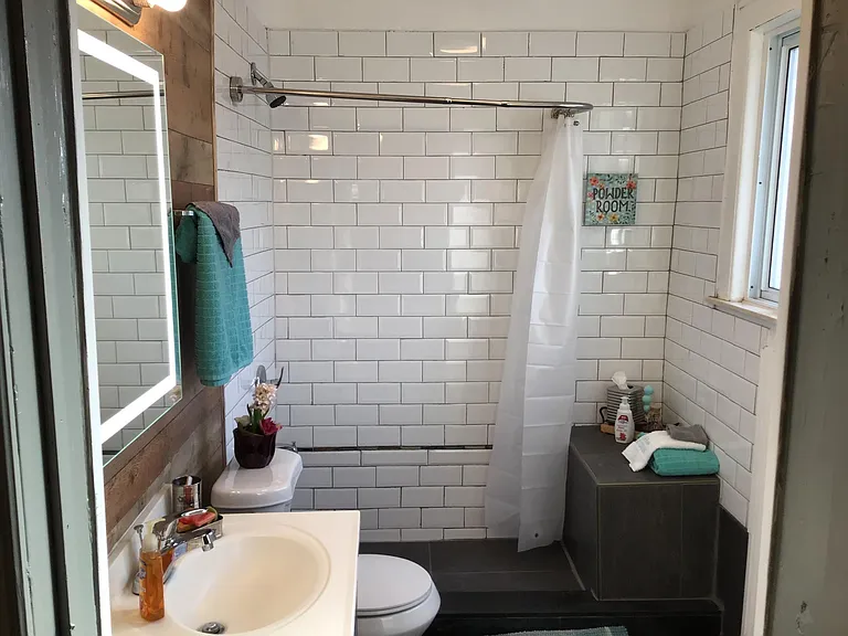 1312 E Harry Ave — Photo 7