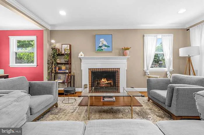 3241 Holly Hill Dr #1 — Photo 8