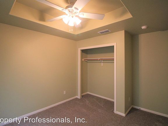 2nd image of 3050 Green Mountain Dr