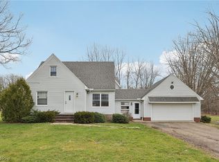 9877 Cutts Rd, Chardon, OH 44024