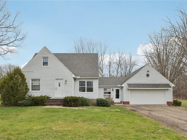 9877 Cutts Rd, Chardon, OH 44024