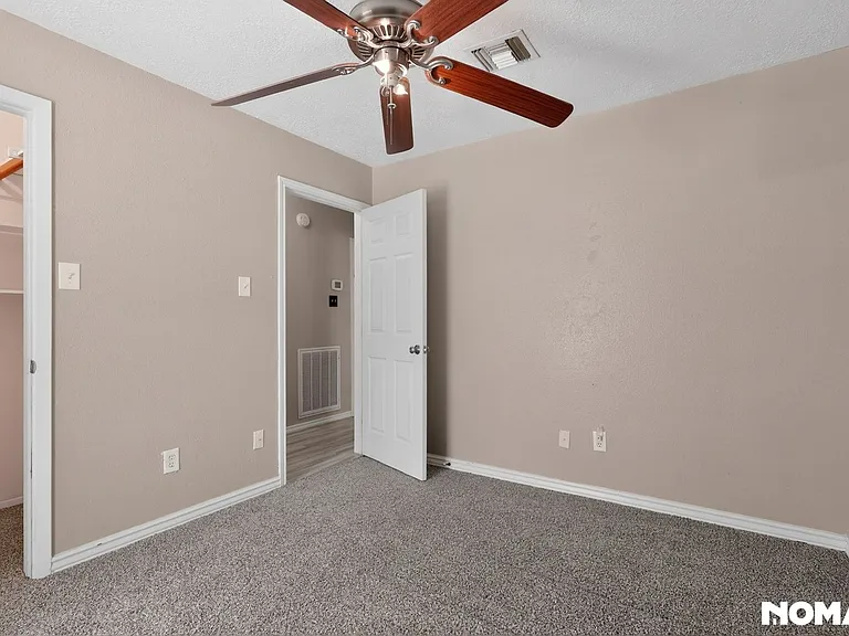 2323 Tall Ships Dr — Photo 36
