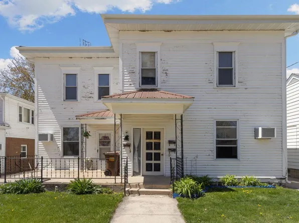 307 S Division Ave, Polo, IL 61064