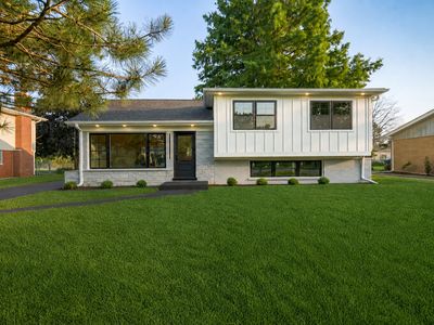 1707 W Martin Ln, Mount Prospect, IL, 60056