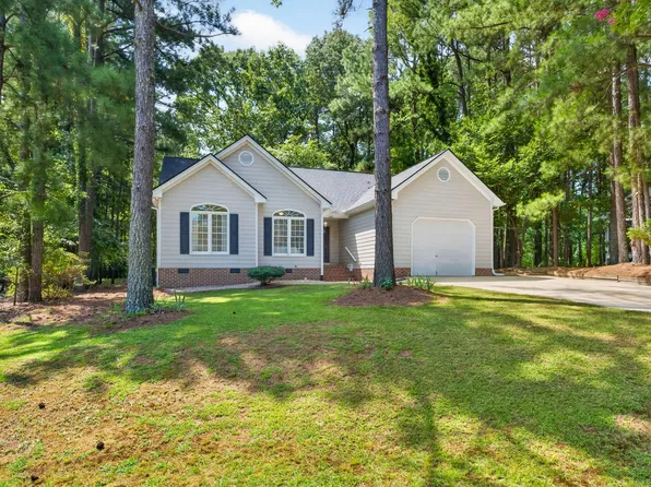 389 Burton St, Fuquay Varina, NC 27526