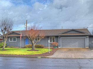2457 17th St, Springfield, OR 97477