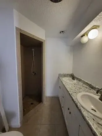 Main Bedroom Bathroom