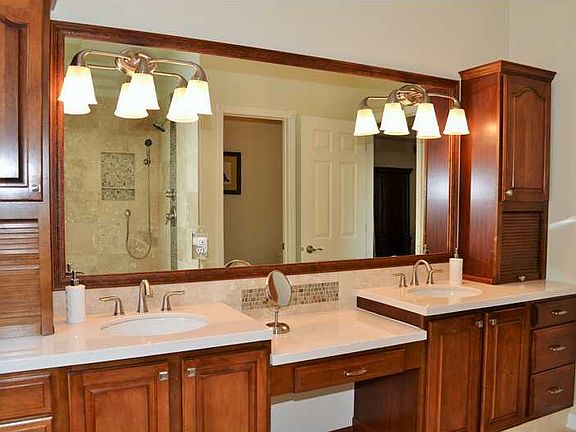 5th image of 11846 River Glen Dr