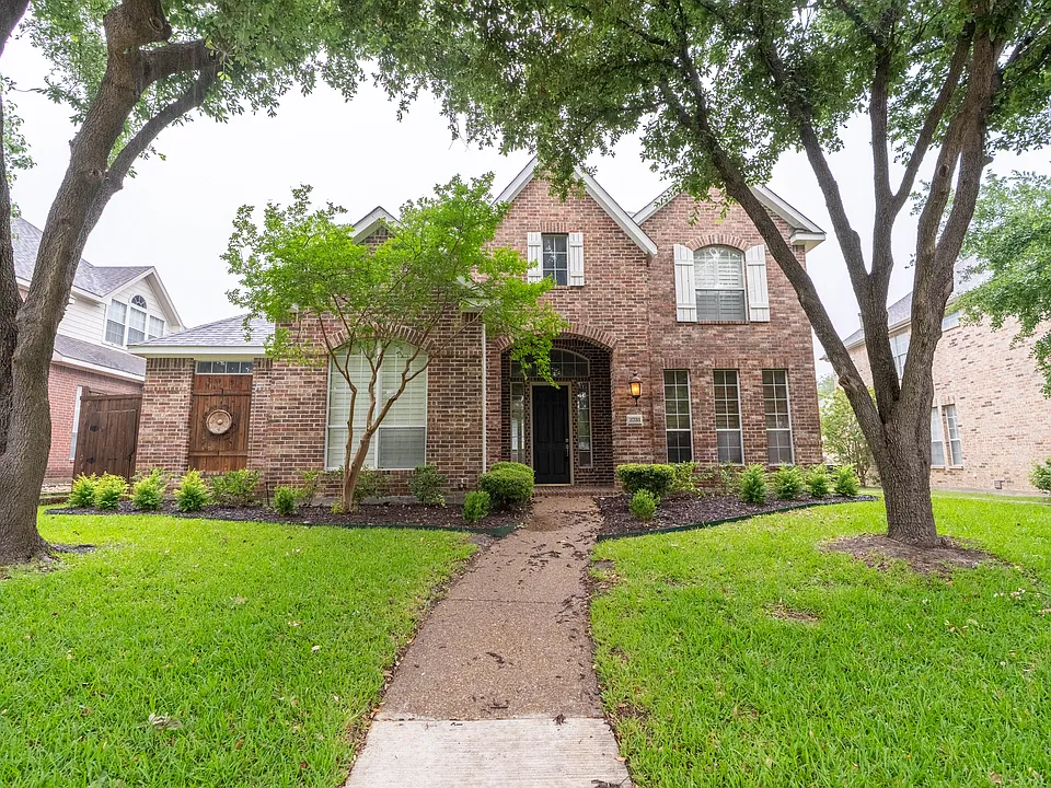 3731 Charter Dr