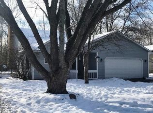 744 Doris Ave, Shoreview, MN 55126