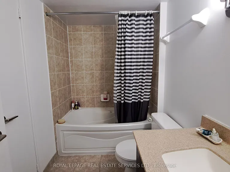 35 Viking Ln #439 — Photo 18