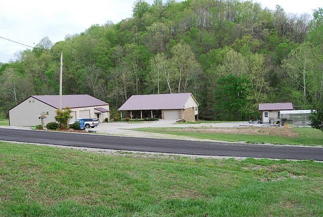 1st image of 1018 Eucalyptus Dr