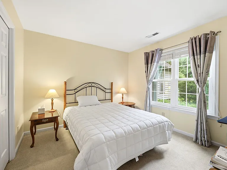 1634 Brightfield Pl — Photo 23