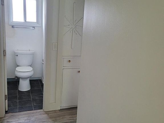 3rd image of 443 E 61st St #4