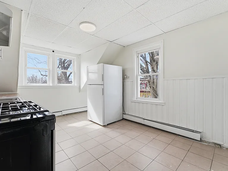 133 Ontario St #3 — Photo 14