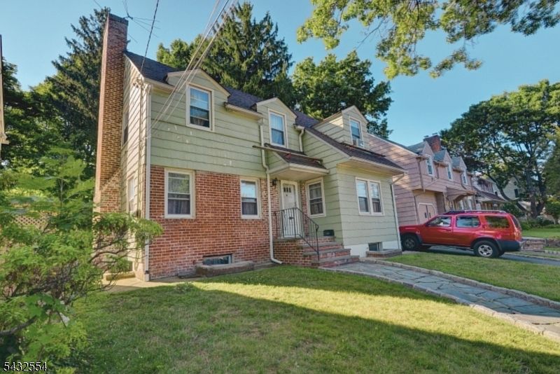 1st image of 35 Birch St