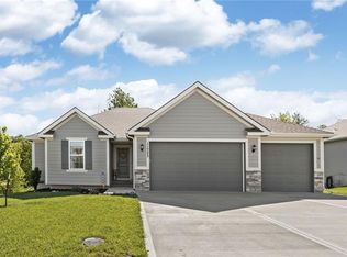 11723 N Windsor Ave, Kansas City, MO 64157