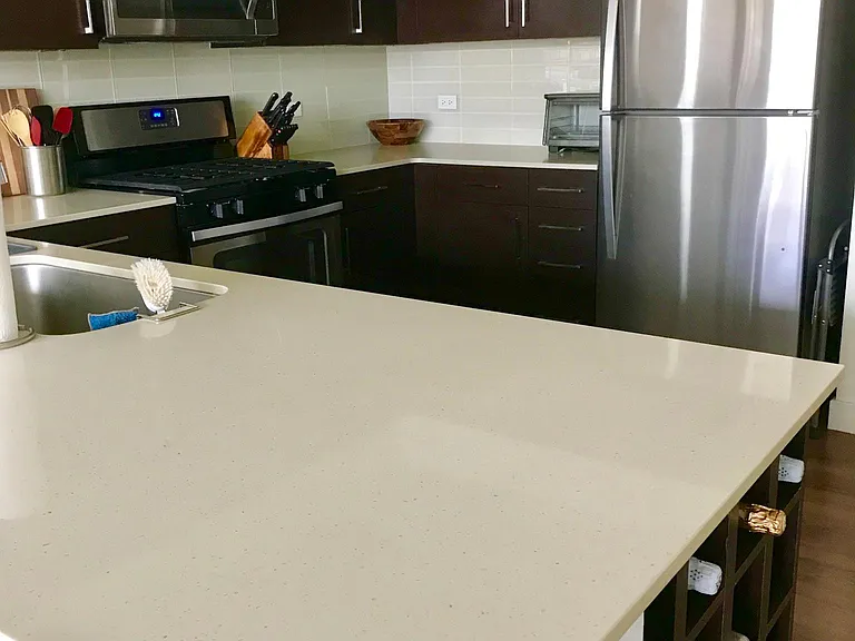 905 N Orleans St — Photo 6