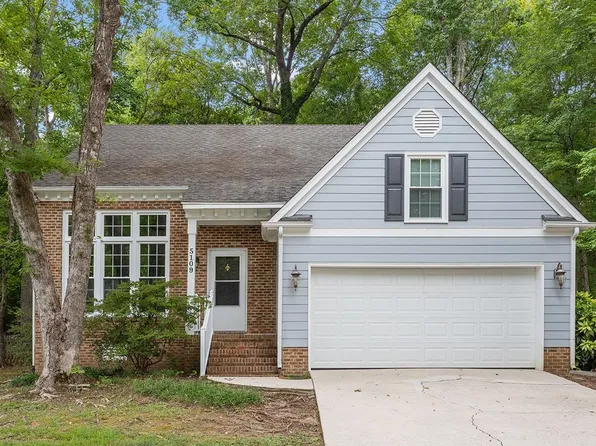 5109 Stardust Dr, Durham, NC 27712