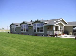 5353 W Sagemoor Rd, Pasco, WA 99301