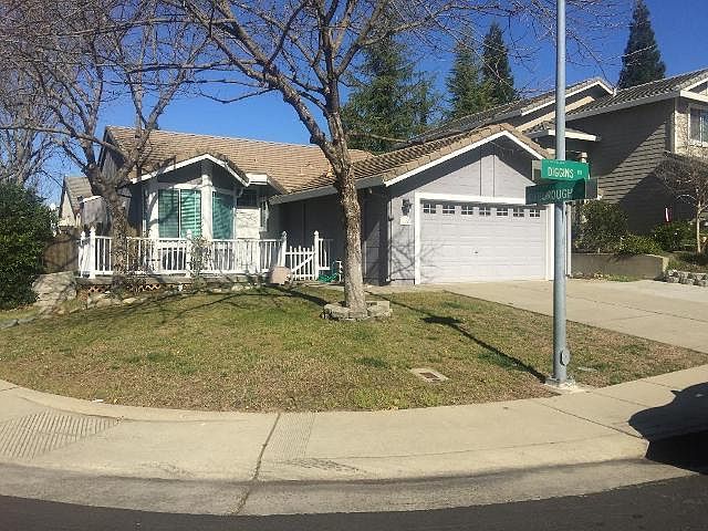 1st image of 115 Diggins Dr
