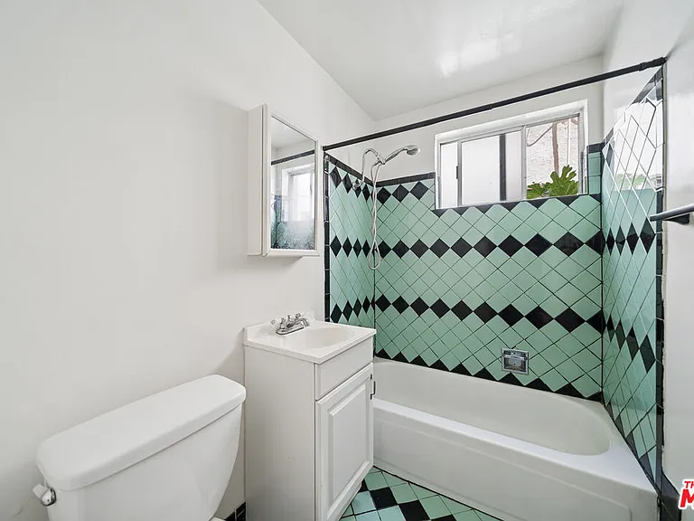153 S Crescent Dr #3 — Photo 11